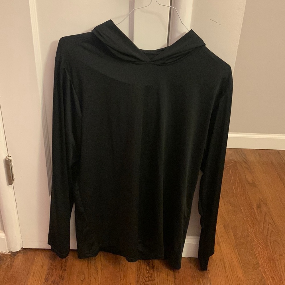 Black light weight hoodie